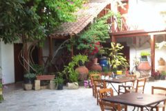 Lefke-Gardens-Courtyard-600x600